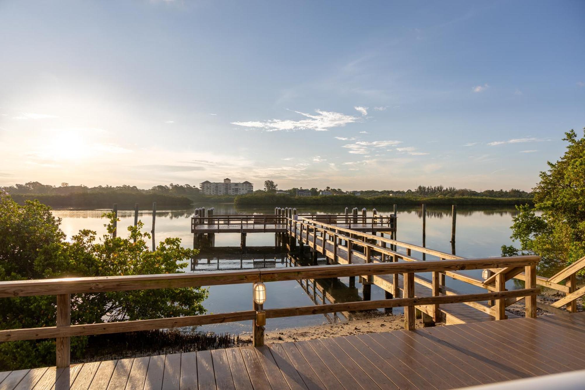 The Fold Indian Shores Resort 3*